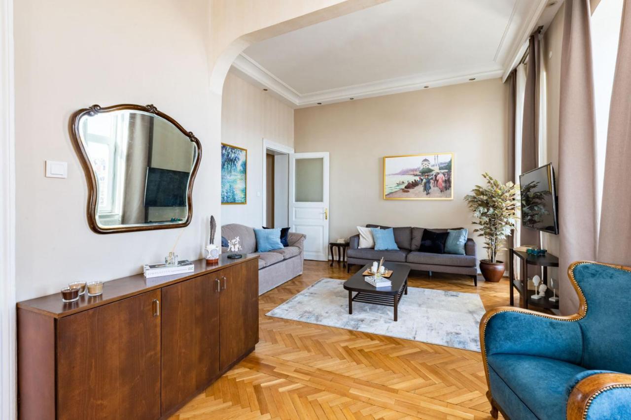 Historical Flat With A Lovely Sea View In Beyoglu Istanbul Luaran gambar