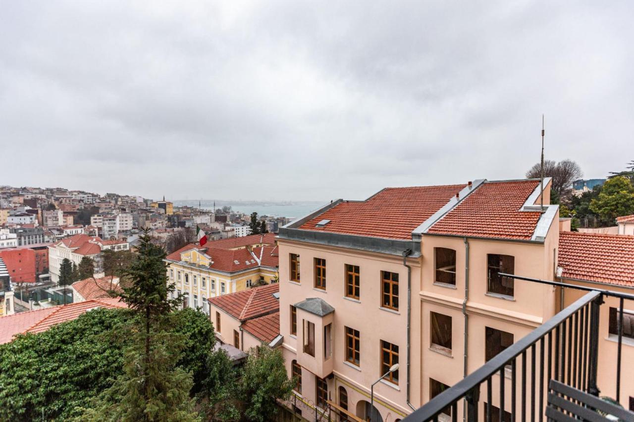 Historical Flat With A Lovely Sea View In Beyoglu Istanbul Luaran gambar