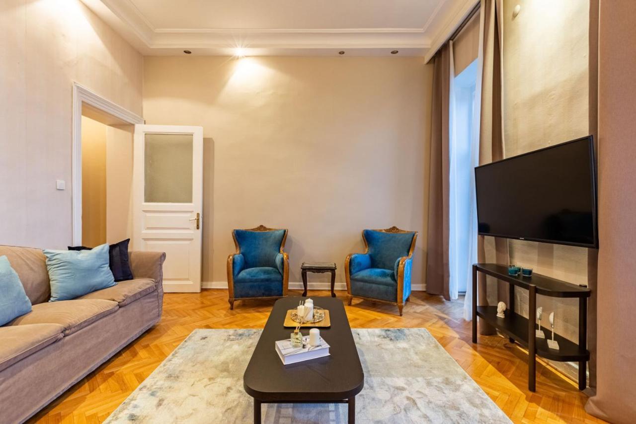 Historical Flat With A Lovely Sea View In Beyoglu Istanbul Luaran gambar